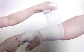王者荣耀中的"绷带装"战术教学