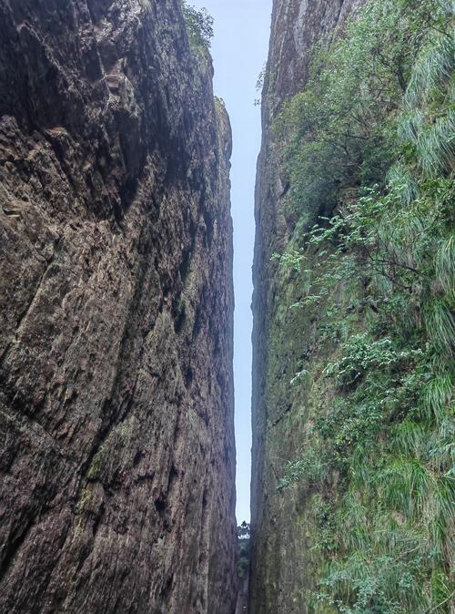 英雄一线天攻略 - 大龙山龙法寺-第5张图片-益智游